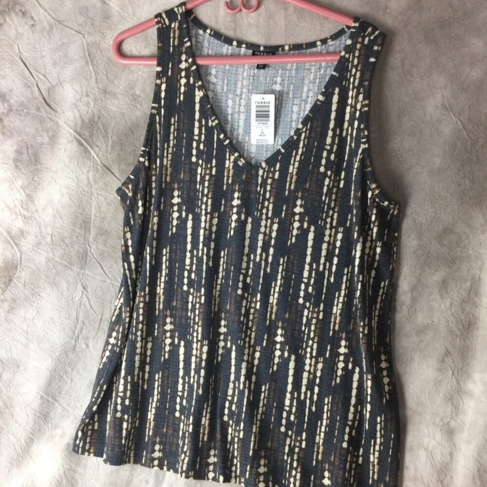NWT Torrid Plus Size 2 Tie-Dye Macramé Knit Sleeveless Top